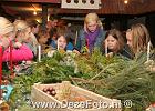 Jeugd Deurningen maakt kerstbakjes ouderen 17-12-2010